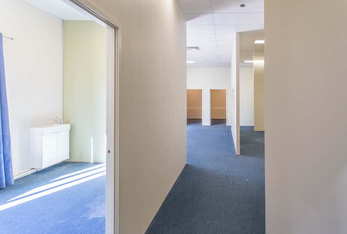 31A Manning Road Cannington WA 6107 - Image 9