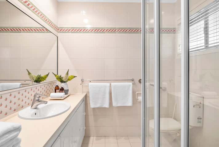 121 Lancing Street Pullenvale QLD 4069 - Image 9