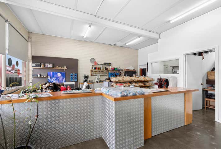 297 Autumn Street Newtown VIC 3220 - Image 4