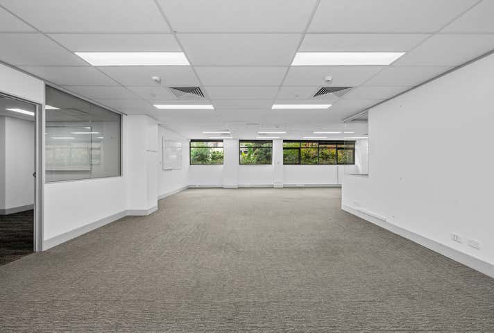 126 Barry Parade Fortitude Valley QLD 4006 - Image 4