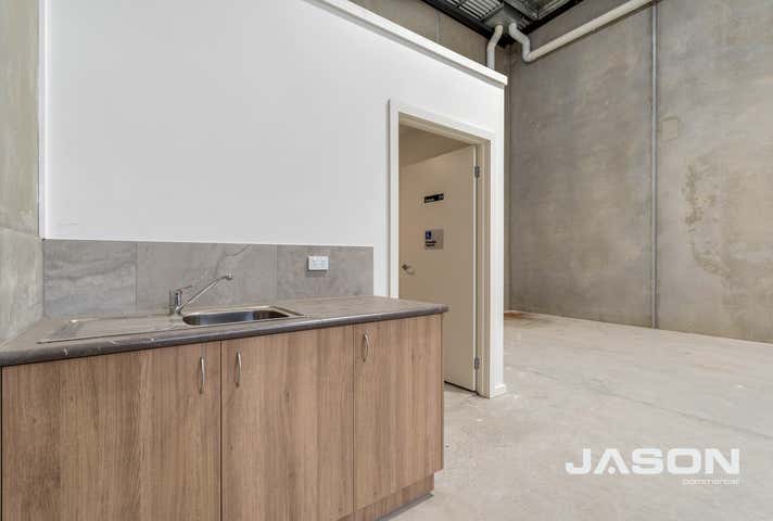 4/13 Mogul Court Deer Park VIC 3023 - Image 8