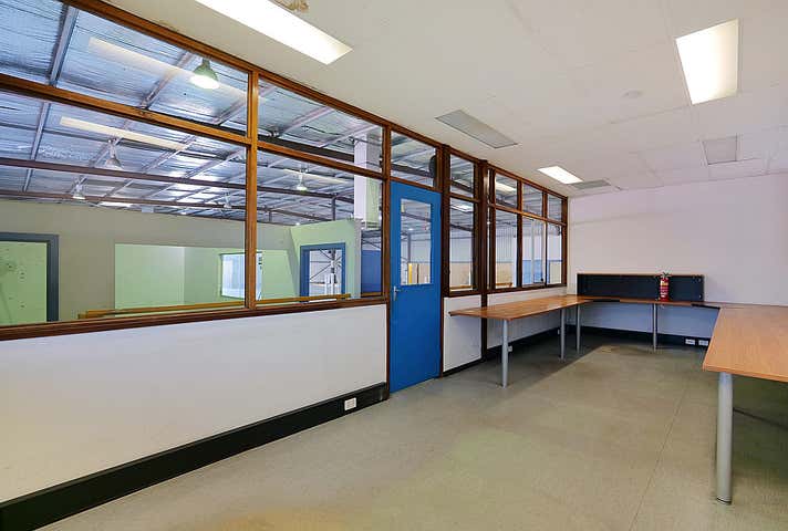 Unit 1, 121 Vulcan Road Canning Vale WA 6155 - Image 21