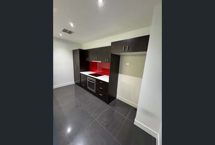 8/28-30 Newheath Drive Arundel QLD 4214 - Image 2