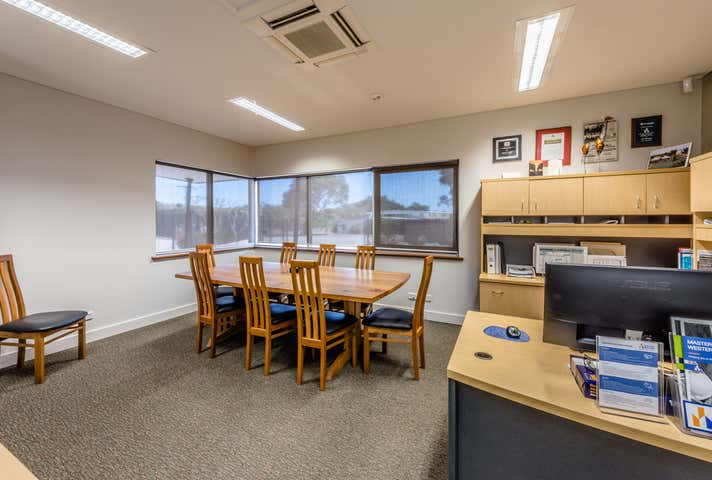 4 Walton Close Geraldton WA 6530 - Image 18