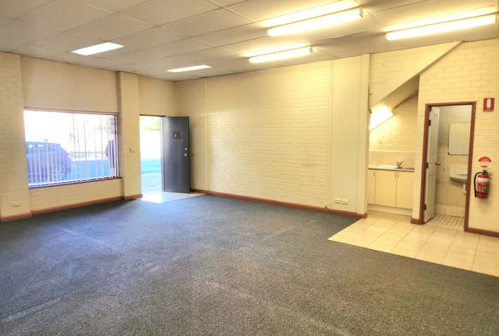 8/20-24 Castlereagh Street Penrith NSW 2750 - Image 5