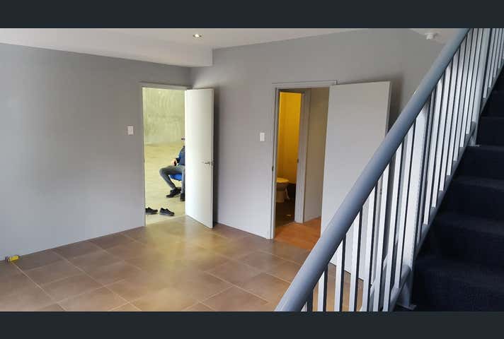 1/23 Christable Way Landsdale WA 6065 - Image 7