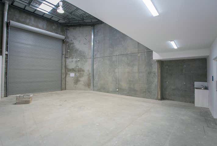 Unit 5, 25 Gympie Way Willetton WA 6155 - Image 5