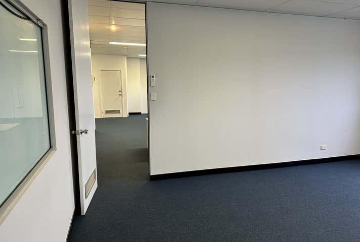 1/48 Vinnicombe Dr Canning Vale WA 6155 - Image 11