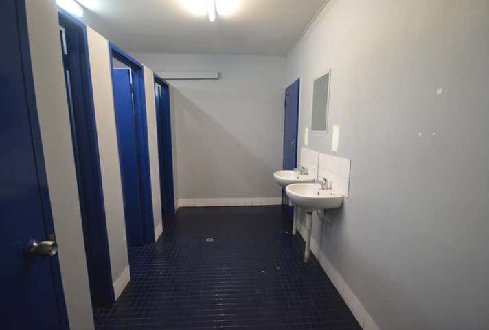 8 Cowcher Place Belmont WA 6104 - Image 11