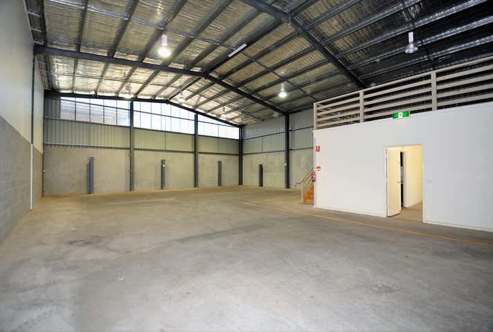 2/18 Matchett Drive Bendigo VIC 3550 - Image 5