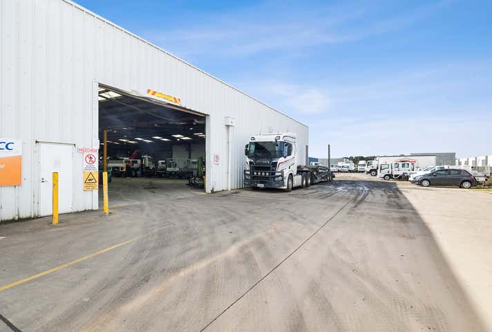 354 - 356 Dowling Street Wendouree VIC 3355 - Image 11