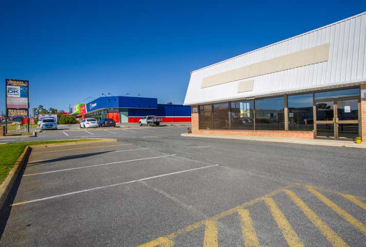 Unit 2, 16 Prindiville Dr Wangara WA 6065 - Image 1