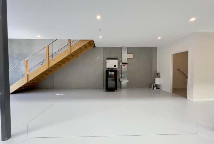 3/19 Mills Road Braeside VIC 3195 - Image 2