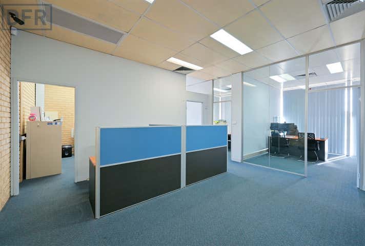 2/78-84 Catalano Circuit Canning Vale WA 6155 - Image 17