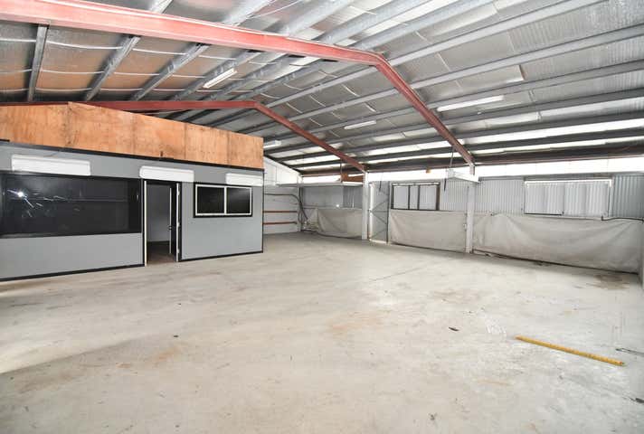 2/27 Hamill Street Garbutt QLD 4814 - Image 1