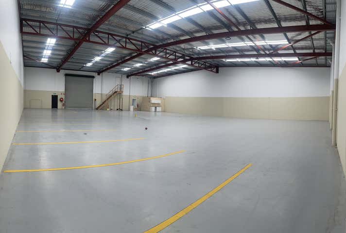 75 Tacoma Cct Canning Vale WA 6155 - Image 14