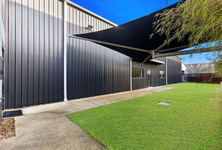 1/1 Reeves Court Breakwater VIC 3219 - Image 6