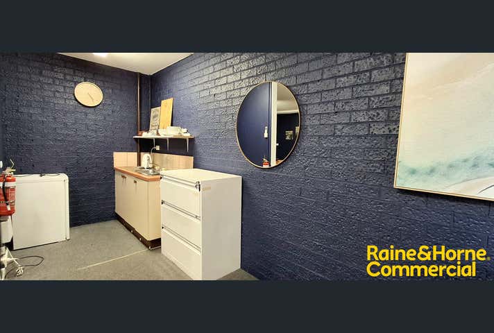 Suite 8, 76 Henry Street Penrith NSW 2750 - Image 7