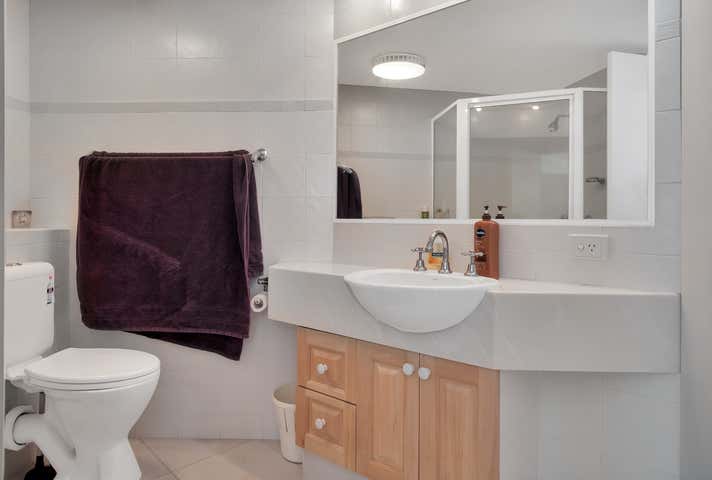 9-11 Garfield Terrace Surfers Paradise QLD 4217 - Image 31