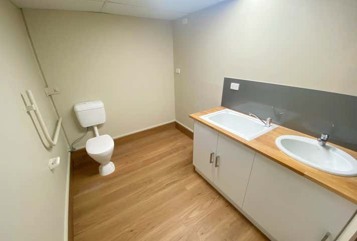 4/104 Gympie Road Strathpine QLD 4500 - Image 8