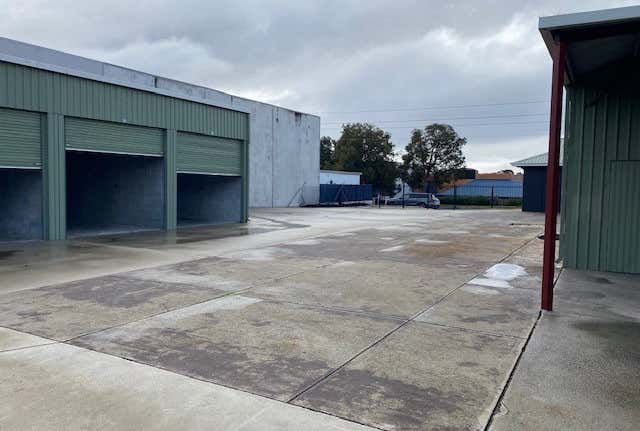 35 Winton Road Joondalup WA 6027 - Image 13