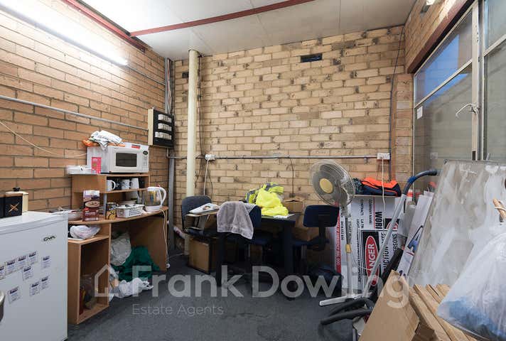 32 WEBB ROAD Airport West VIC 3042 - Image 4