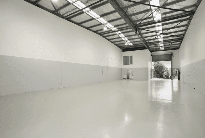 2/5 Cary Grove Minto NSW 2566 - Image 2