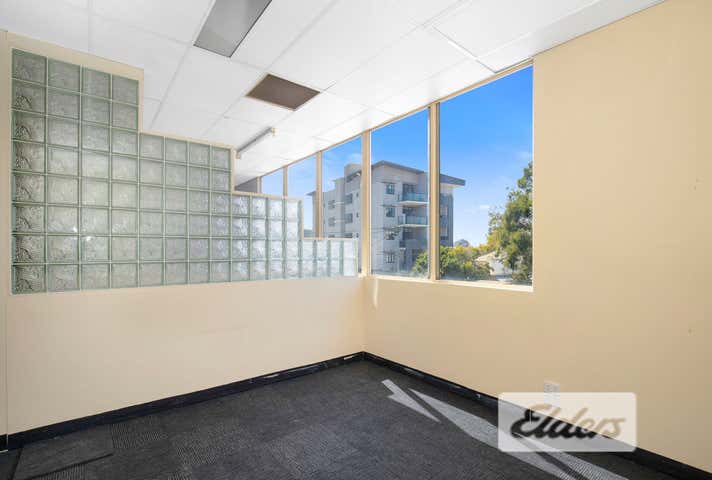 1/738 Main Street Kangaroo Point QLD 4169 - Image 5