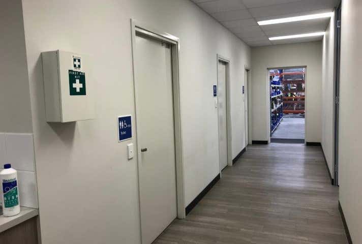 33 Lancaster Rd Wangara WA 6065 - Image 16