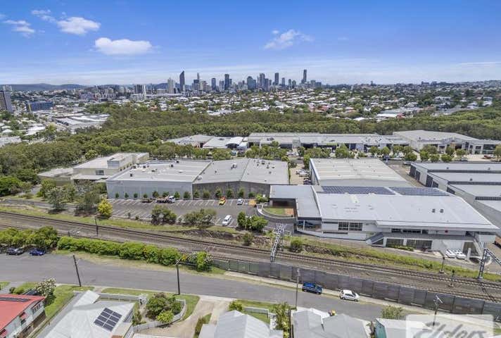 37 Turbo Drive Coorparoo QLD 4151 - Image 9
