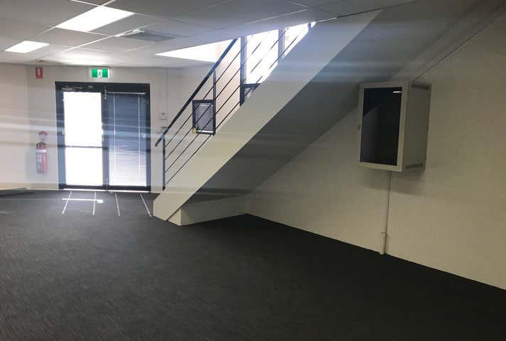 24 Ernest Clark Rd Canning Vale WA 6155 - Image 4