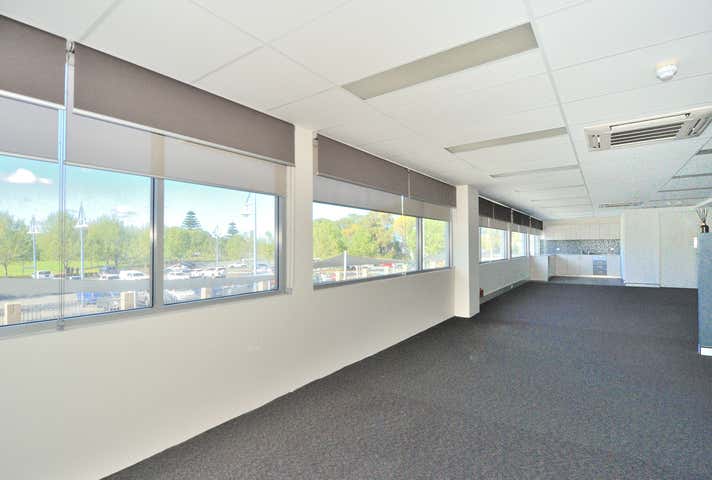22/15 Kent Street Rockingham WA 6168 - Image 2