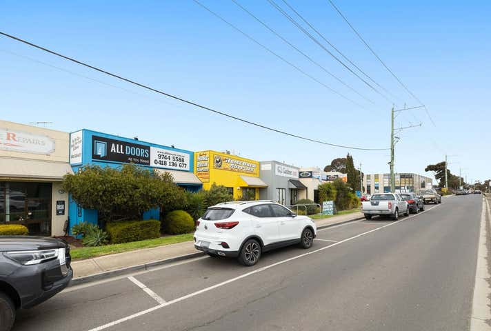 2/1-7 Sussex Court Sunbury VIC 3429 - Image 14