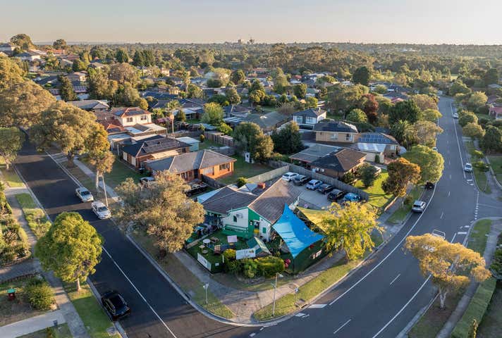 18 Cristata Avenue Endeavour Hills VIC 3802 - Image 1