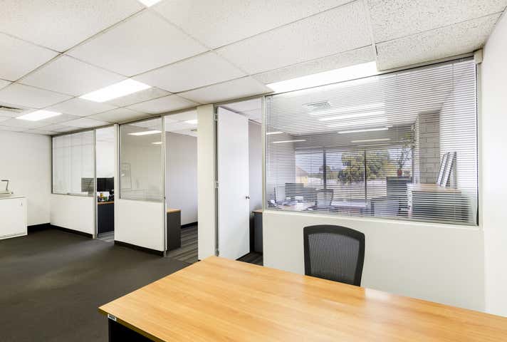 4/143 Peats Ferry Road Hornsby NSW 2077 - Image 5