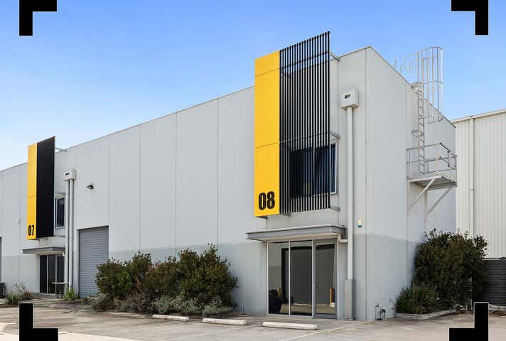 8/82 Gateway Boulevard Epping VIC 3076 - Image 1