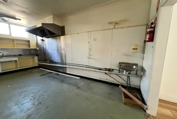 8 High Street Kyneton VIC 3444 - Image 5