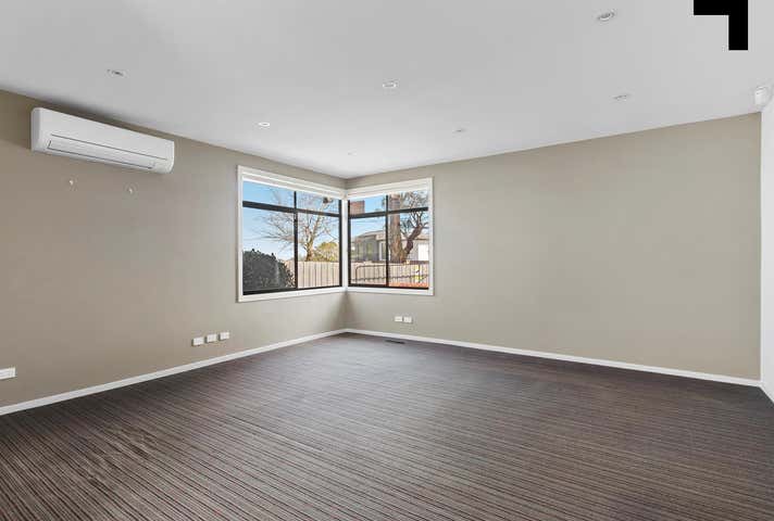 10 Oaklands Avenue Ferntree Gully VIC 3156 - Image 4