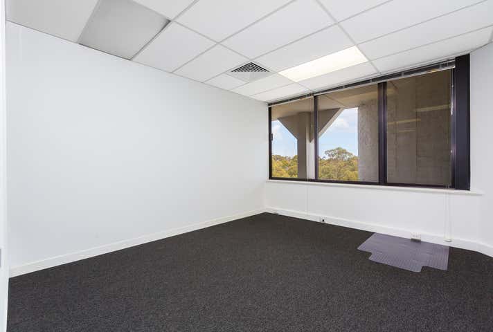 Level 5, 72 Kings Park Road West Perth WA 6005 - Image 11