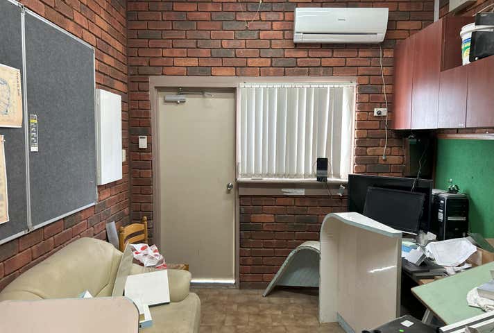 16B Williams Road Kelmscott WA 6111 - Image 9