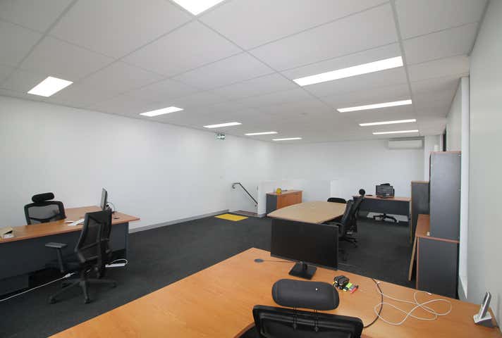 1/18-20 Futures Road Cranbourne West VIC 3977 - Image 10