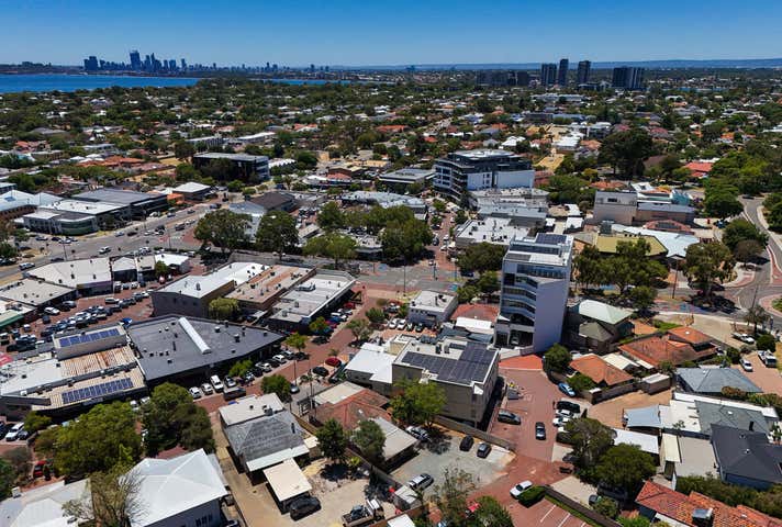 12 Kearns Crescent Ardross WA 6153 - Image 25