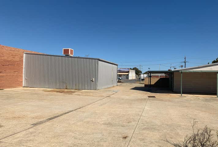 9 Runyon Road Midvale WA 6056 - Image 18