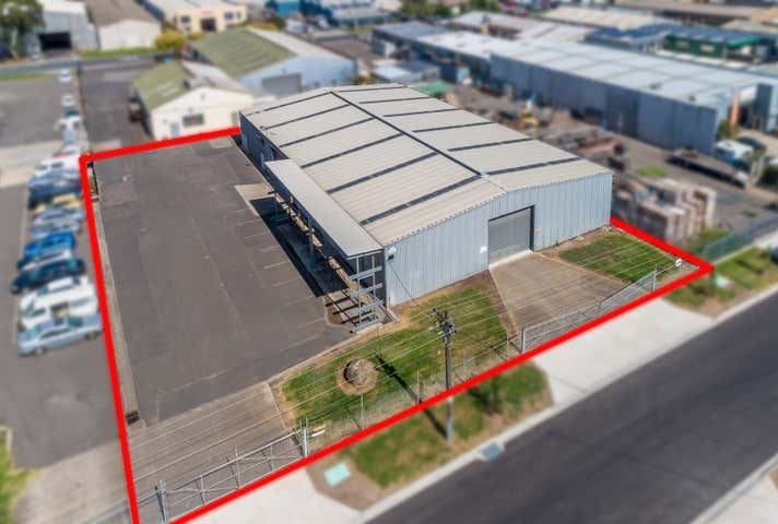 15-15a First Avenue Sunshine VIC 3020 - Image 1