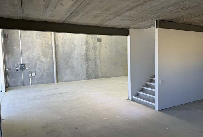 94 GREENWICH PARADE Neerabup WA 6031 - Image 30