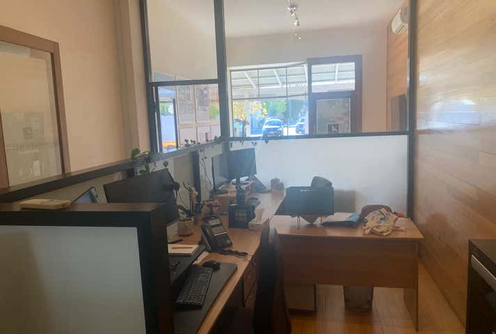 Sydney & South, 3/231 South Terrace South Fremantle WA 6162 - Image 4