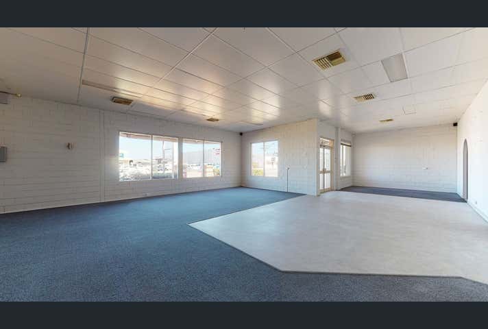 46 Farrall Road Midvale WA 6056 - Image 2