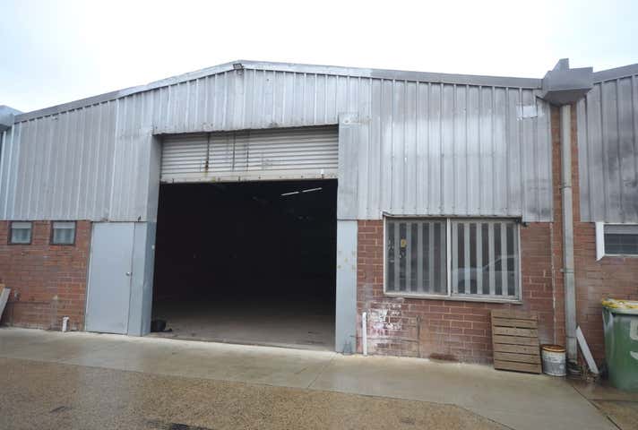 6/4 Hayley Street Maddington WA 6109 - Image 1