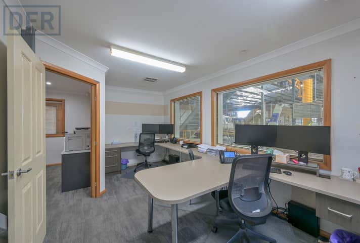 33 Morgan Street Rockingham WA 6168 - Image 30
