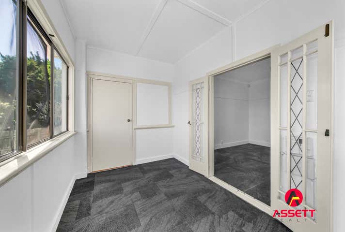 108 RUTHVEN STREET Harlaxton QLD 4350 - Image 6